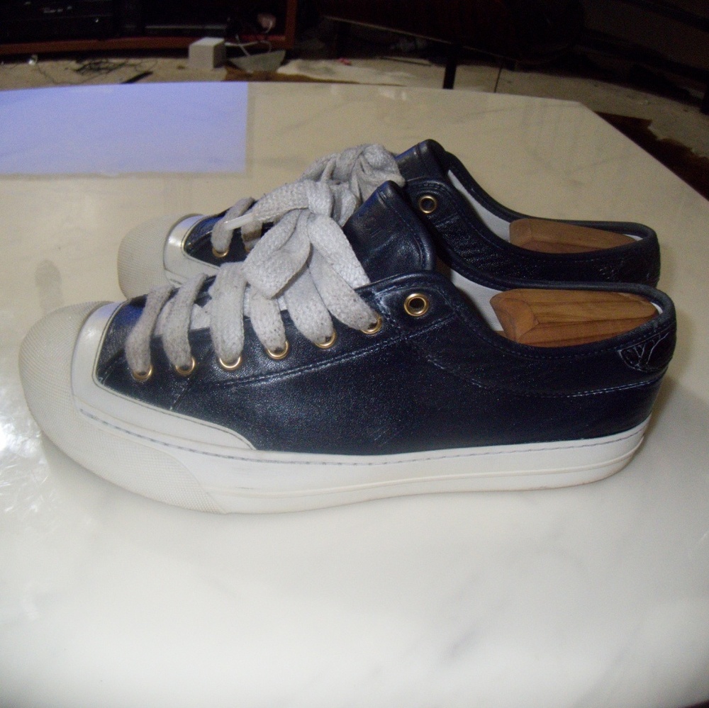 Gucci sneakers
